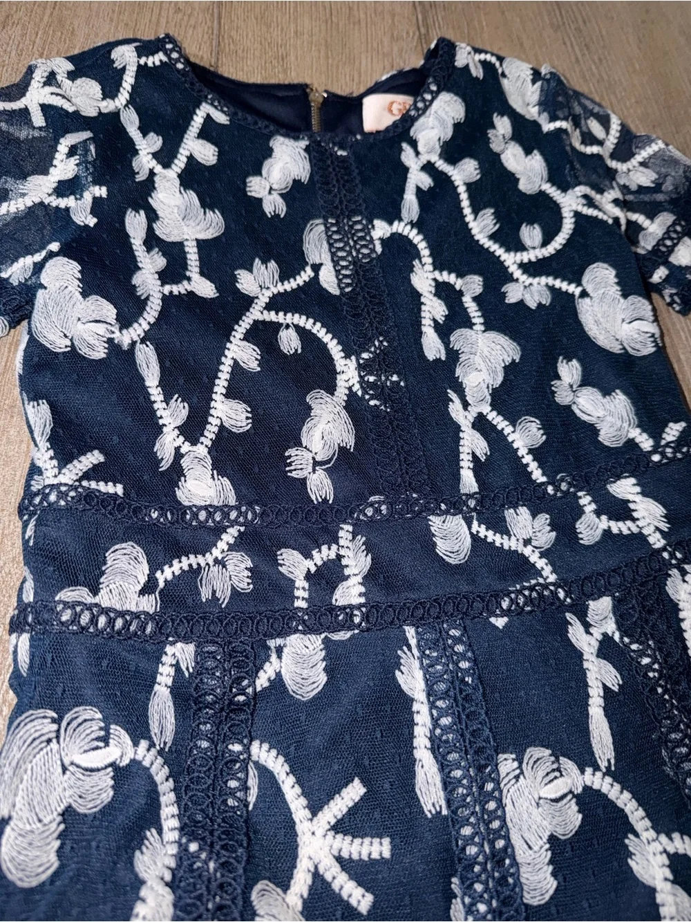 GB girls navy short